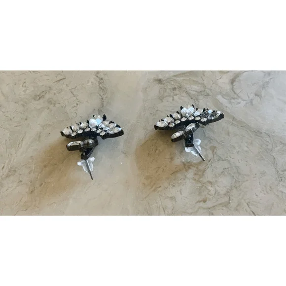 Crystal Fan Stud Earrings - Picture 6 of 8